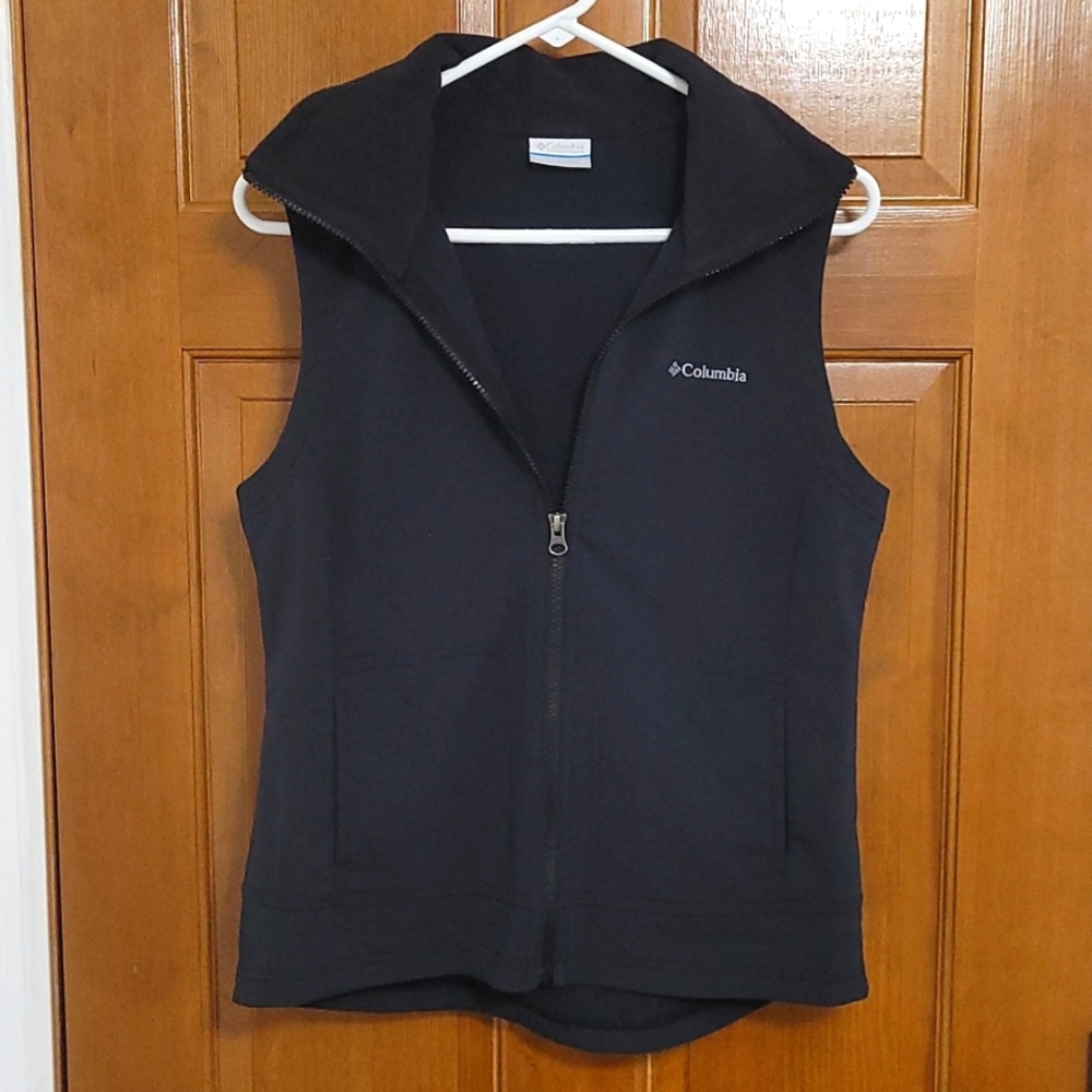 Black Columbia Shell Vest with Hood